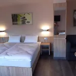 Katalin & Restaurant Мотель Береттьоуйфалу