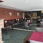 汽车旅馆 Katalin & Restaurant Berettyóújfalu