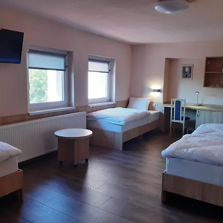 Motel Katalin & Etterem 2*