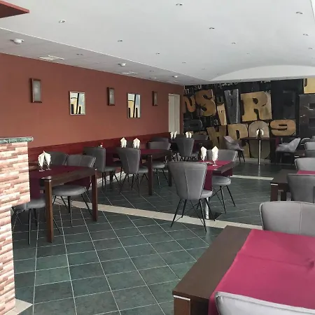 Motel Katalin & Etterem Berettyoujfalu