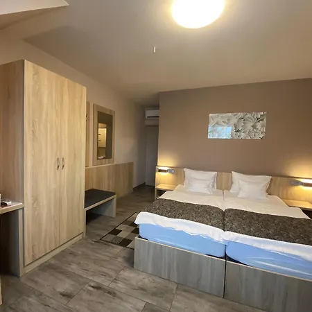 Katalin & Etterem 2* Berettyóújfalu