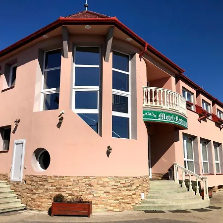Katalin & Etterem Motel